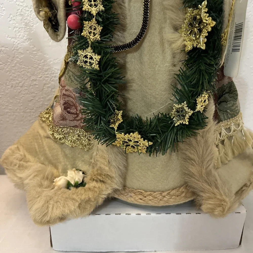 Vintage Old World Santa Beige Holding Garland Centerpiece Figure Tree Topper 18
